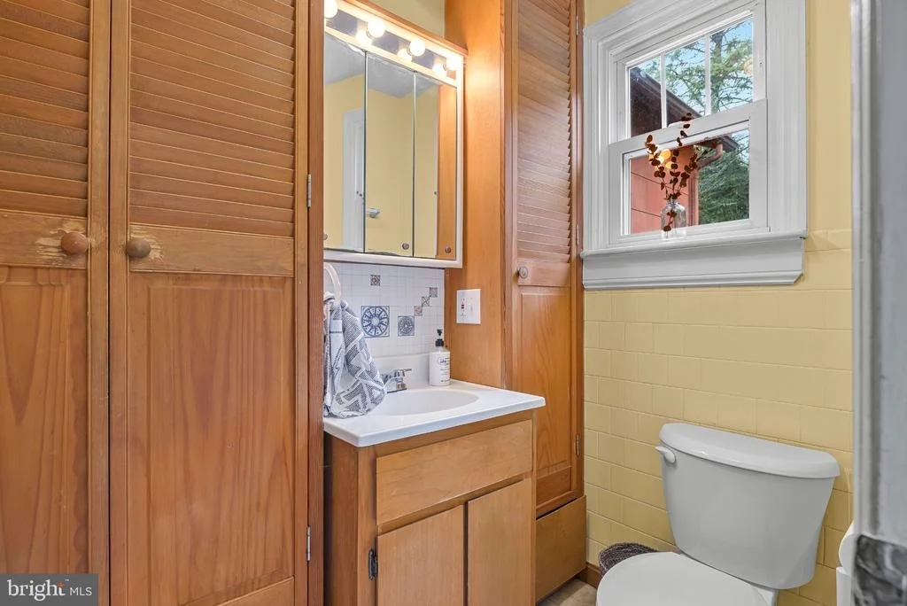 Photo of 618 WILSON PLACE
