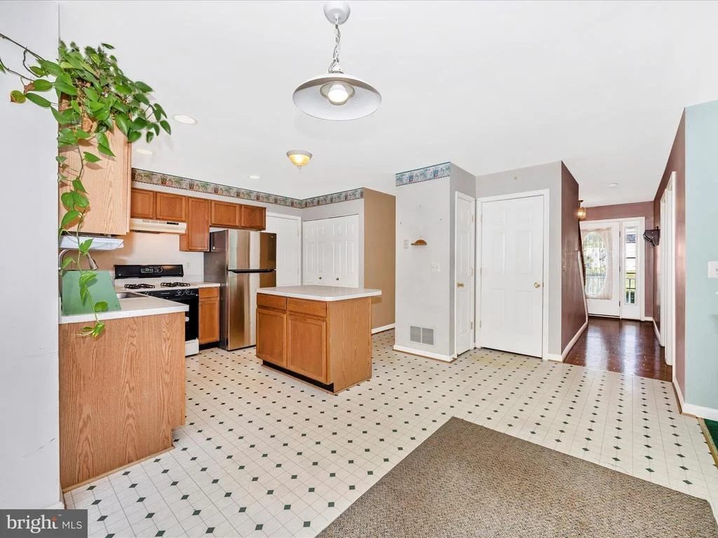 Photo of 17727 DAVIDSON DRIVE