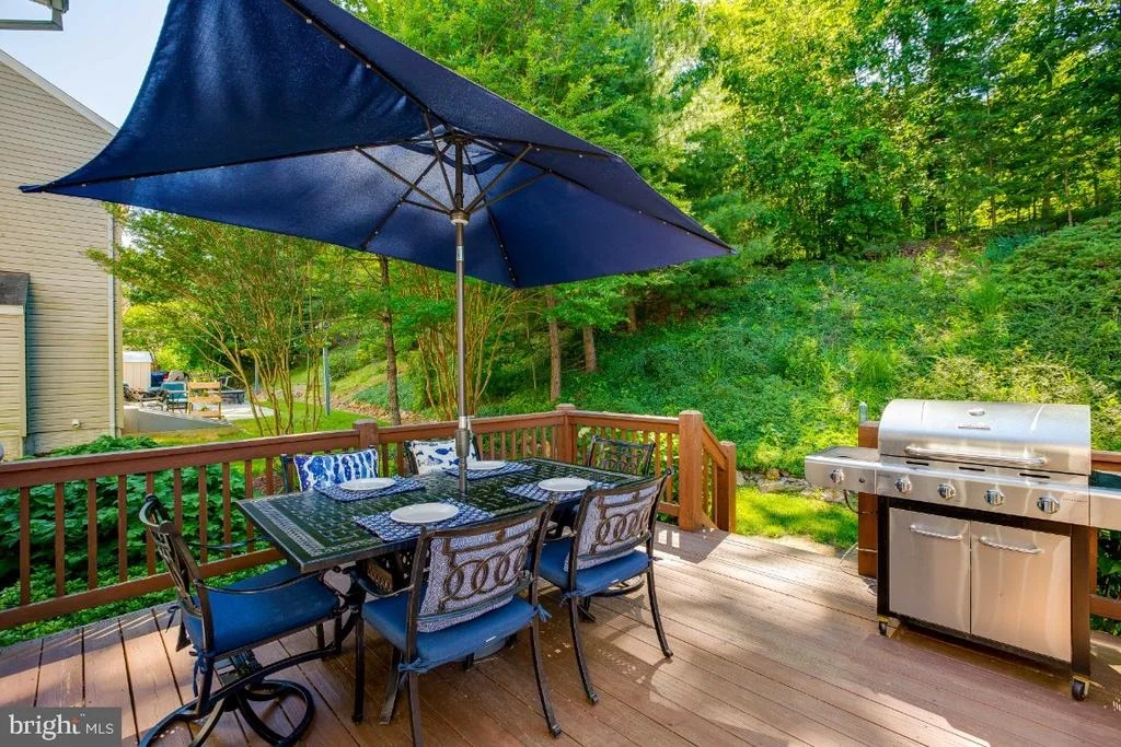 Photo of 4062 LOMAR DRIVE