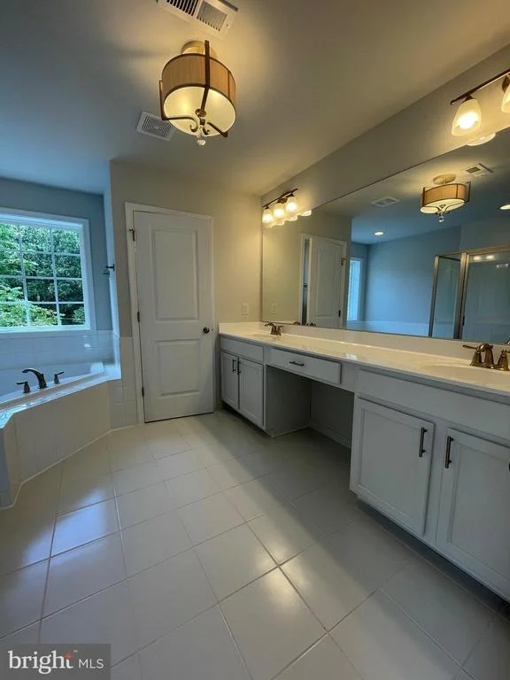 Photo of 10906 LAKE JACKSON DRIVE