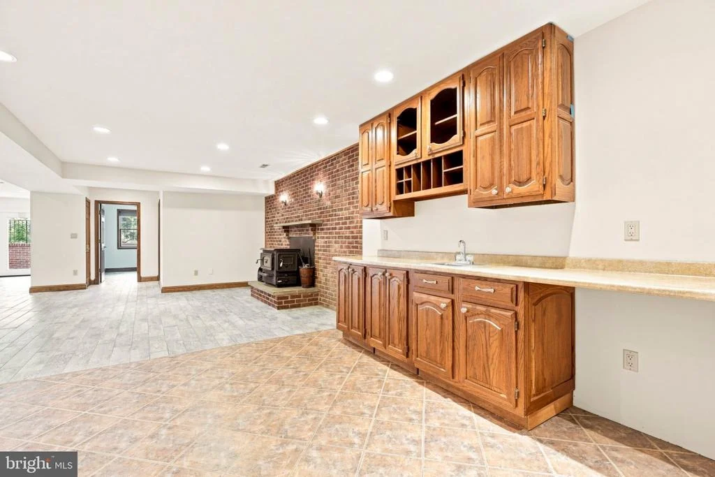 Photo of 318 DUXBURY ROAD