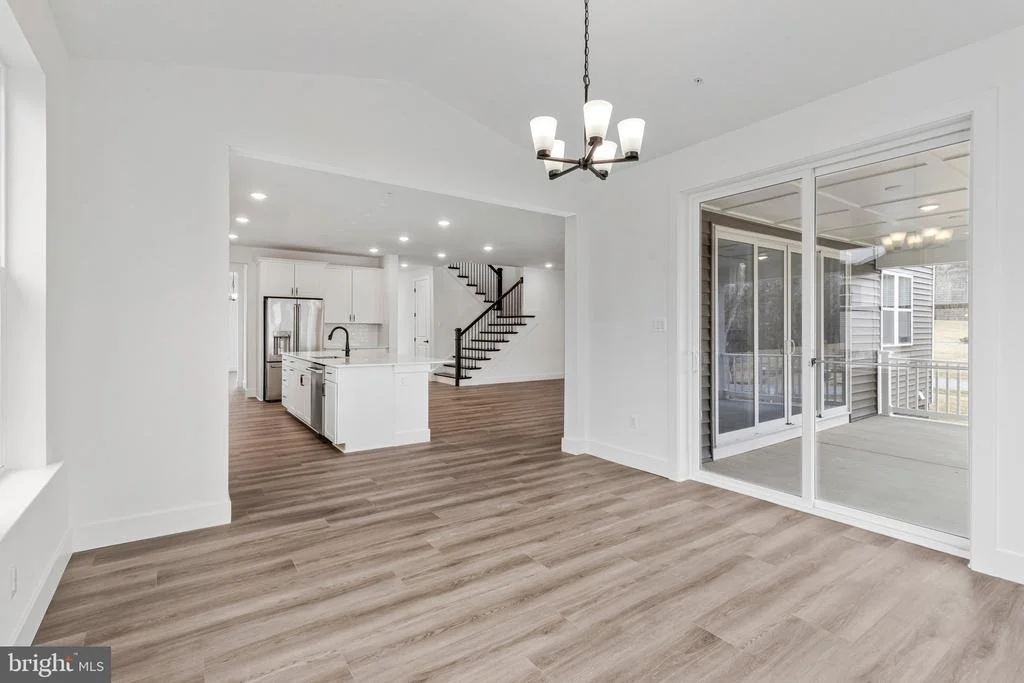 Photo of 2000 ARAM DRIVE