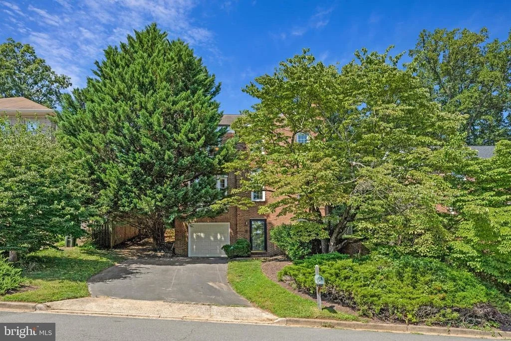 Photo of 1138 RANDOLPH ROAD