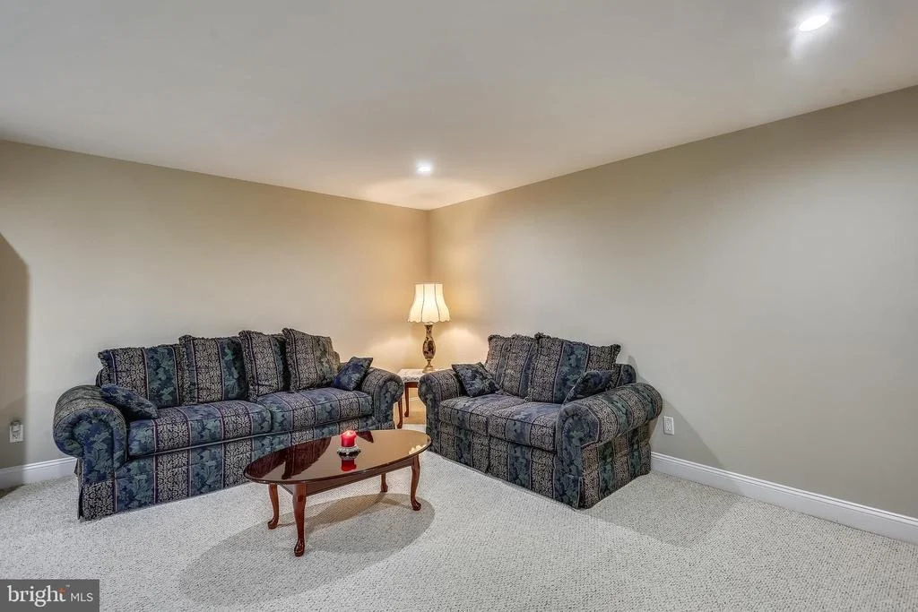 Photo of 8203 STRINGFELLOW PLACE