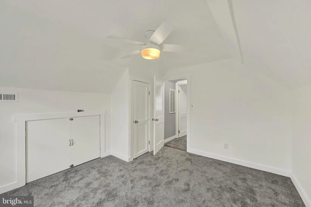 Photo of 634 LONGVIEW