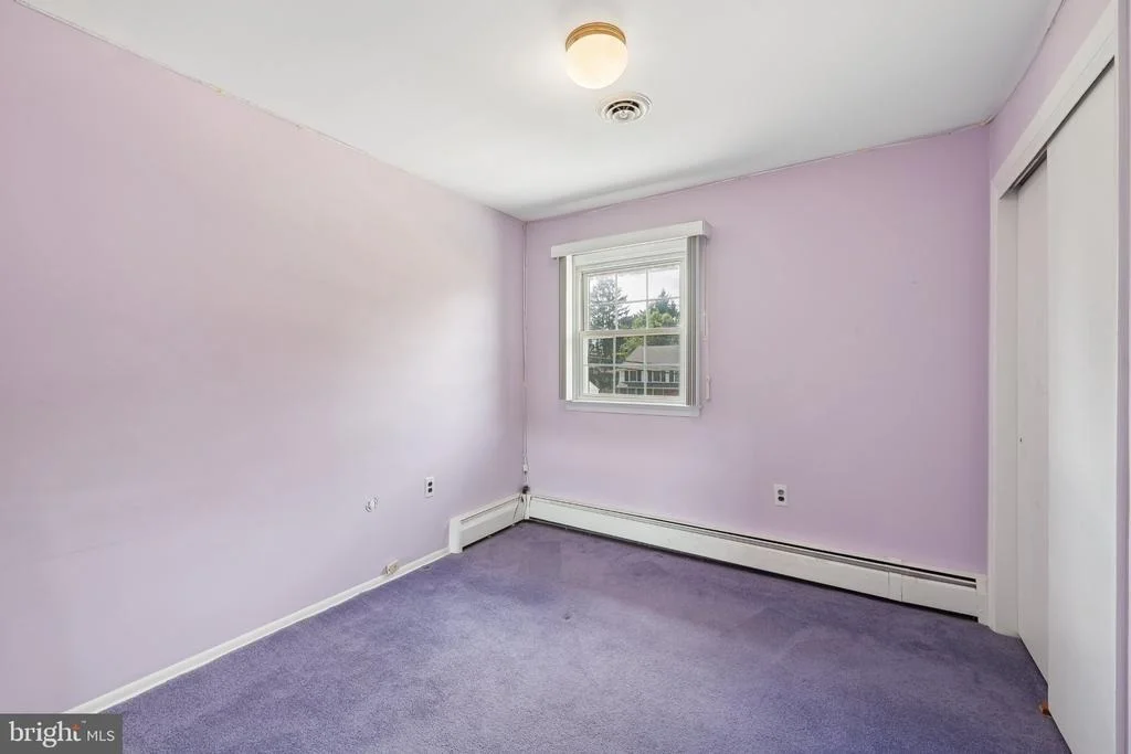 Photo of 10 PASADENA DRIVE