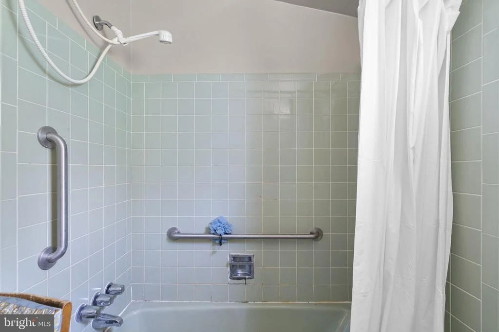 Photo of 507 HARDING DRIVE