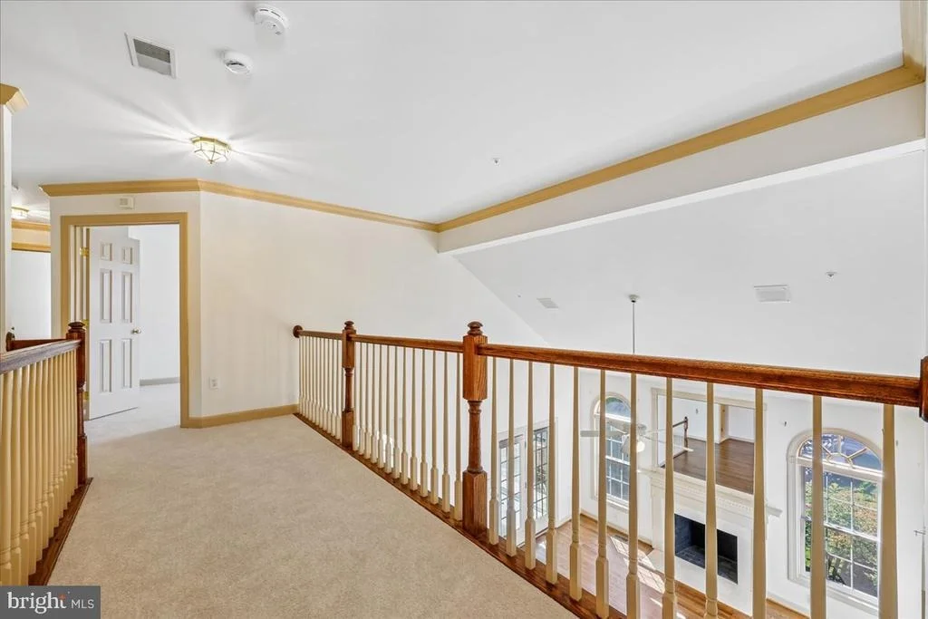 Photo of 21400 MANOR VIEW CIRCLE