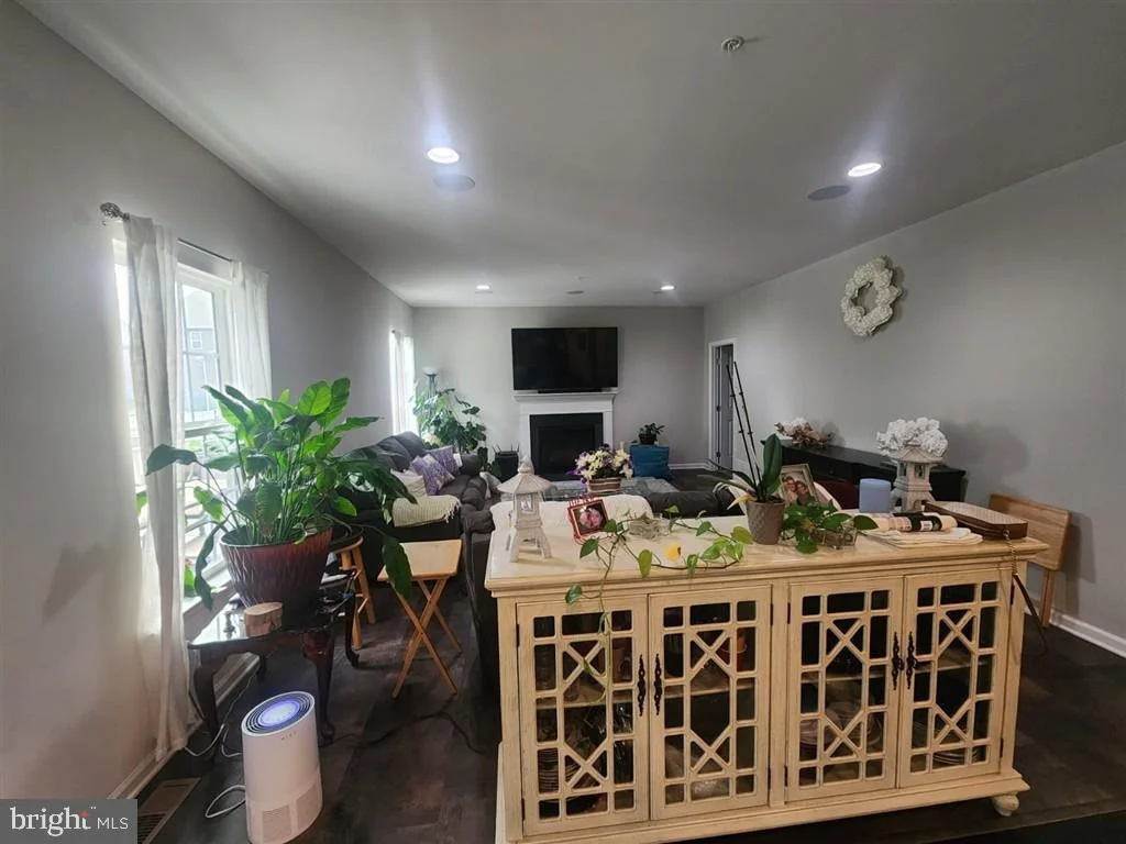 Photo of 528 POTOMAC ROAD