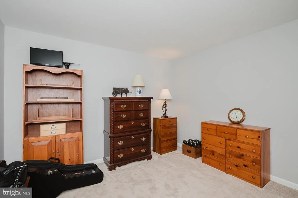 Photo of 922 DELRAY DRIVE