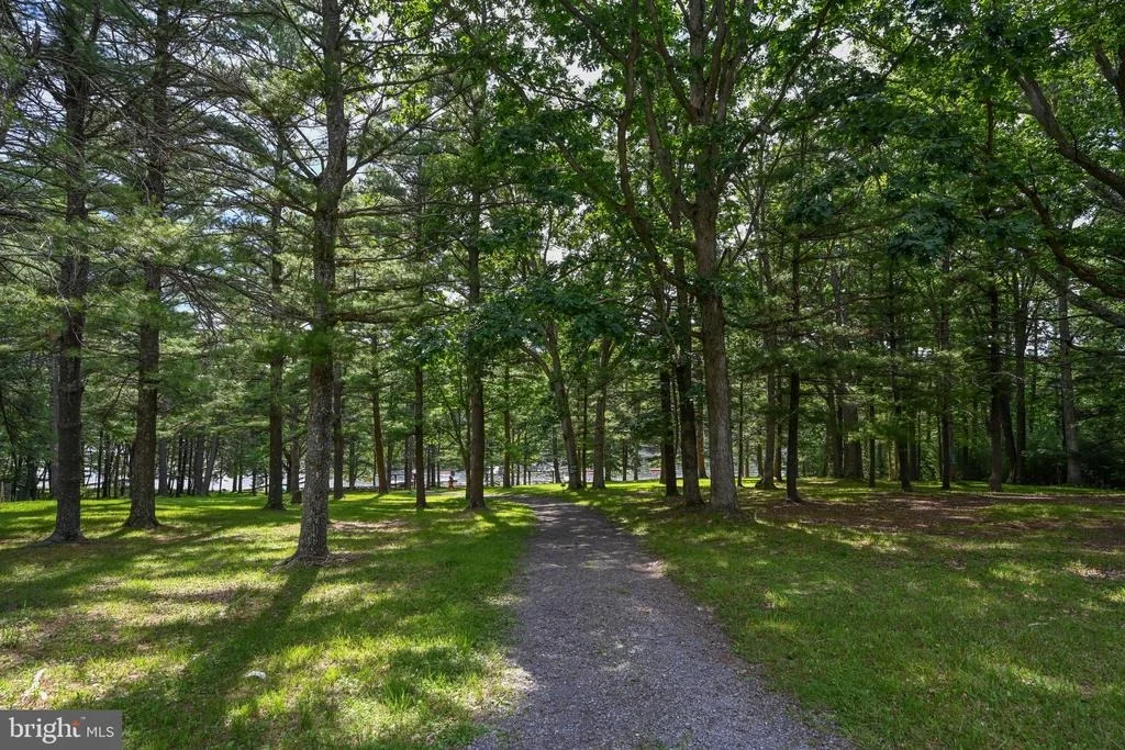 Photo of 189 DEER RUN LANE