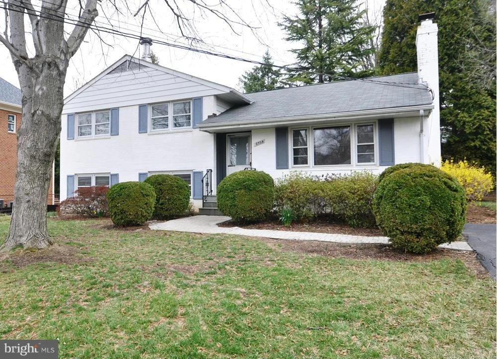 Photo of 6504 DRYDEN DRIVE