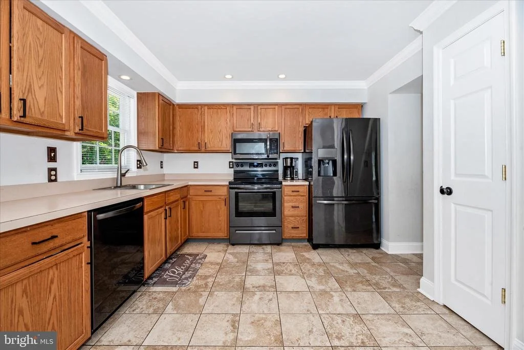Photo of 127 SUNHIGH DRIVE