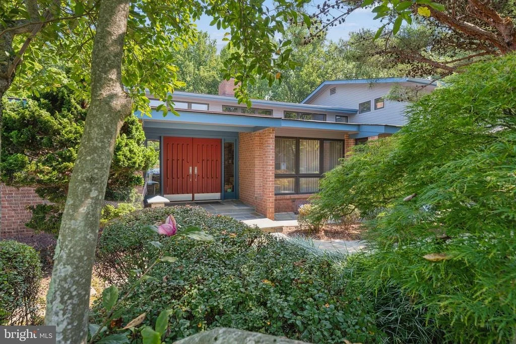Photo of 17026 BARN RIDGE DRIVE