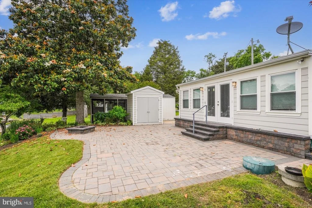 Photo of 45991 CLARKS ROAD