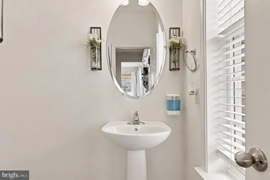 Photo of 18316 PETWORTH CIRCLE