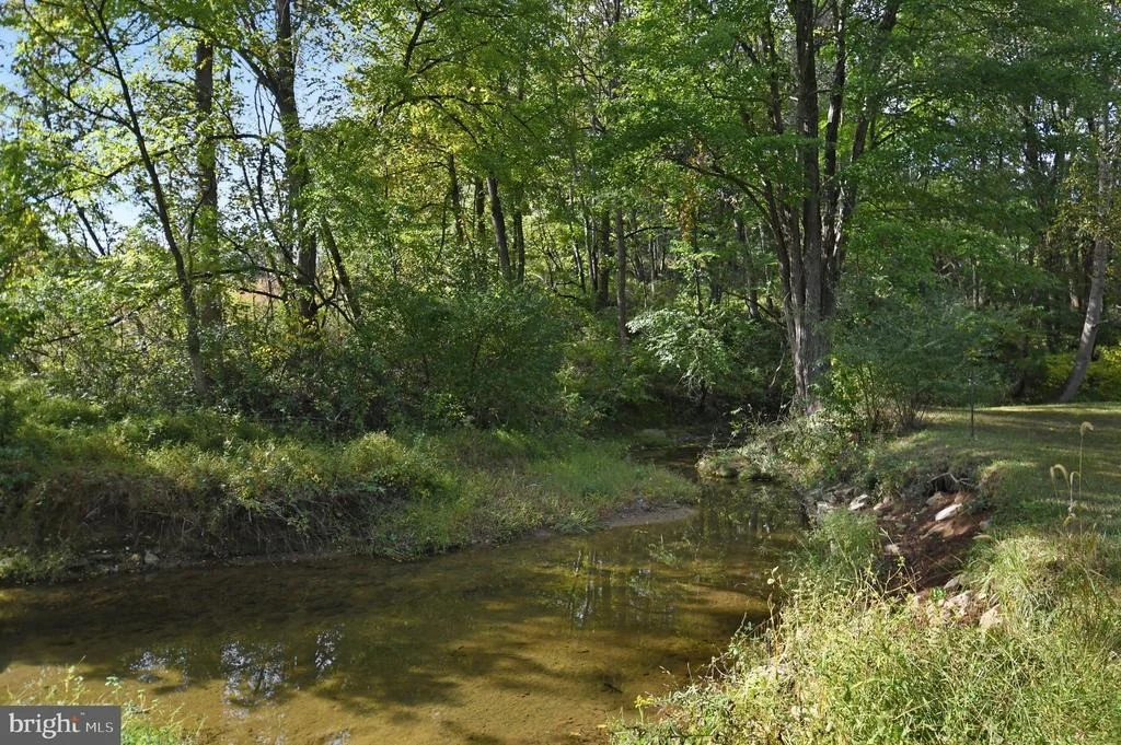 Photo of 1402 THURSTON ROAD