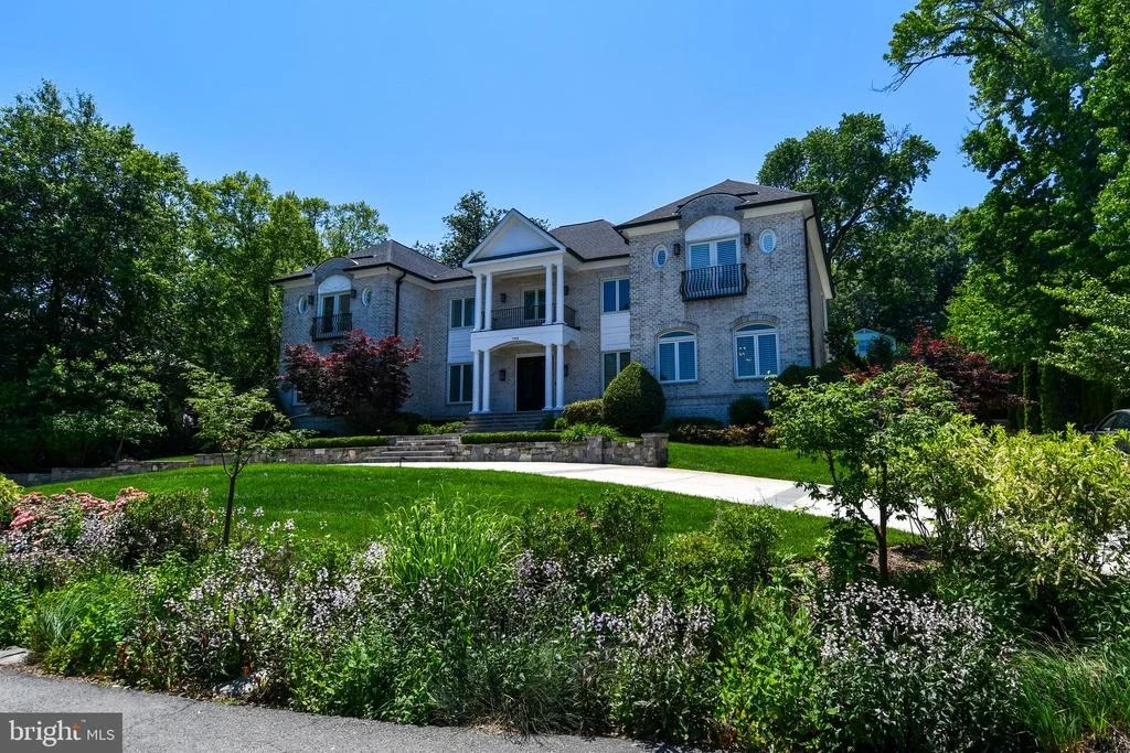 Photo of 7808 SOUTHDOWN ROAD