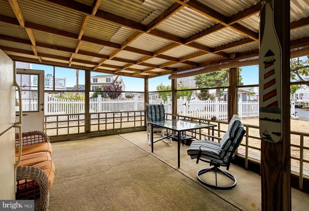 Photo of 72 ROSALYN DRIVE