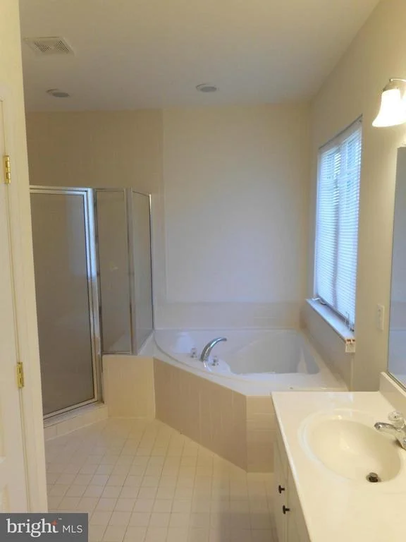 Photo of 2 RIVERS EDGE TERRACE