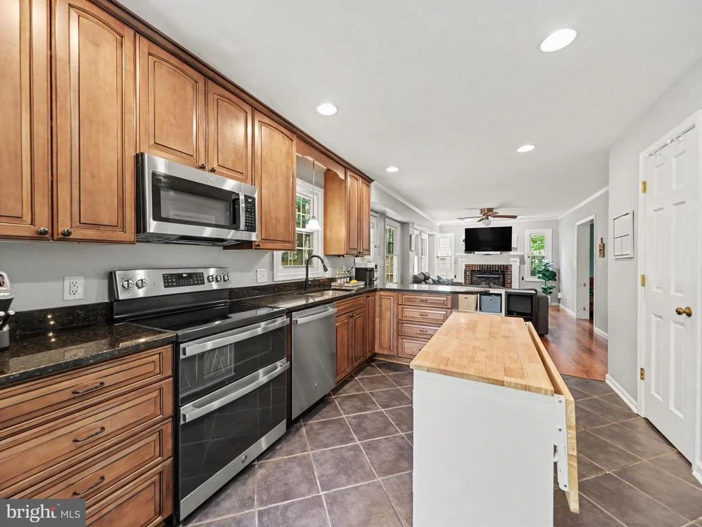 Photo of 206 BULKHEAD COVE