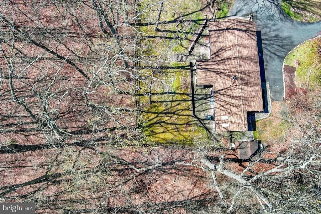 Photo of 5451 GLEN ARM ROAD