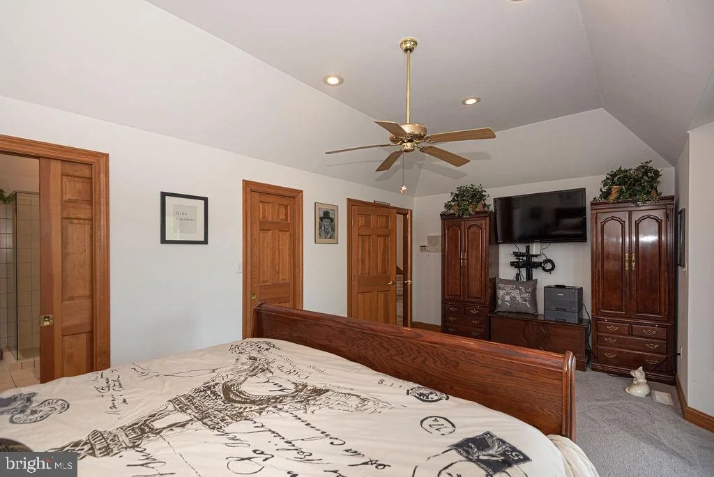 Photo of 23 HARLAN TRACE