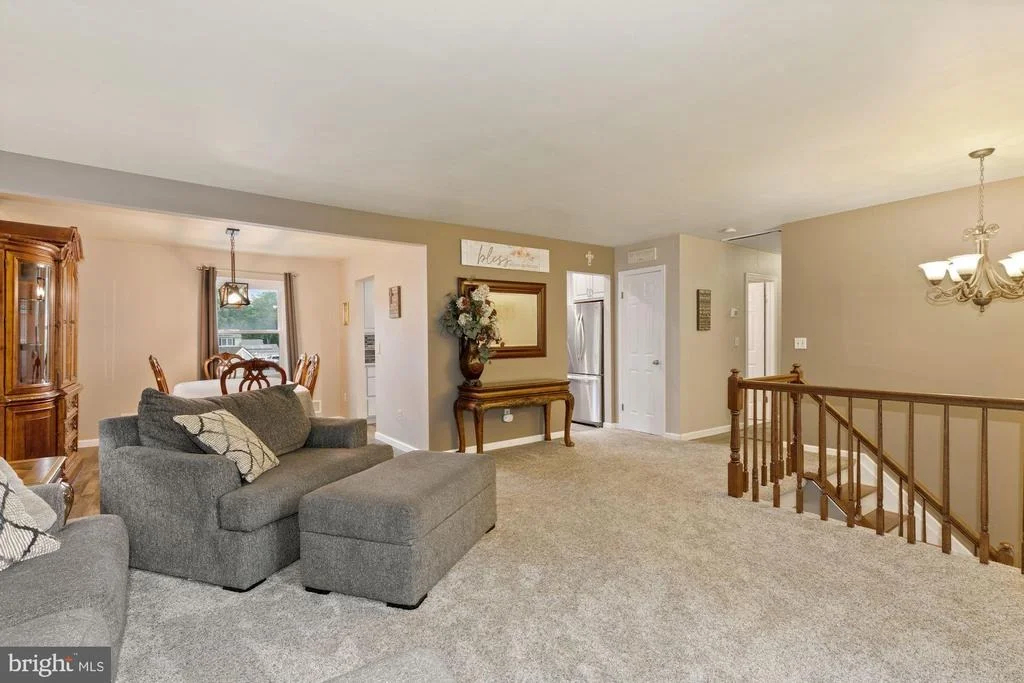 Photo of 212 WELDON ROAD