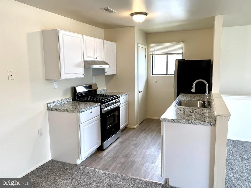 Photo of Unit 822D at 822 WINDSTREAM WAY