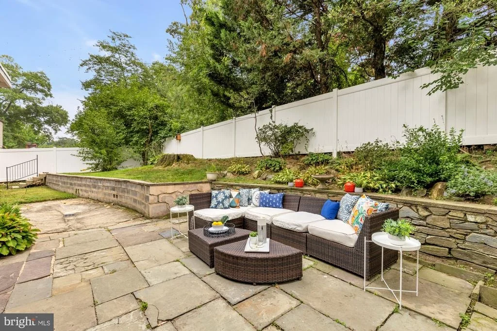 Photo of 1907 FOREST DALE DRIVE