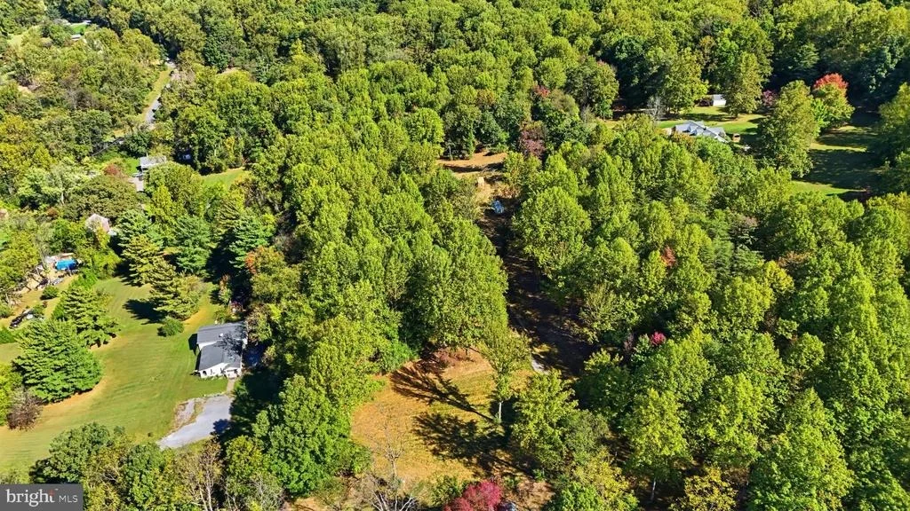 Photo of 8899 HAWBOTTOM ROAD