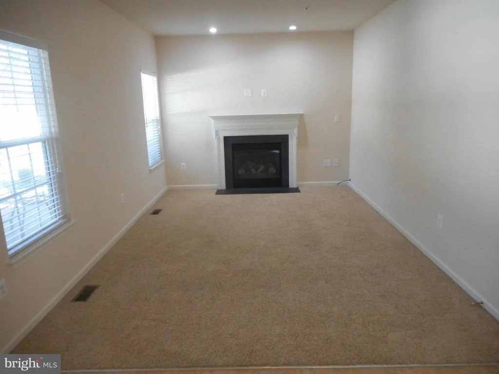 Photo of 2976 KINCAID DRIVE