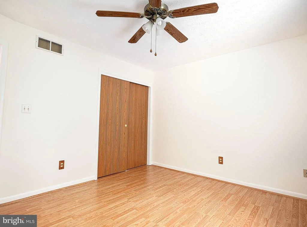 Photo of 619 FLINTLOCK DRIVE