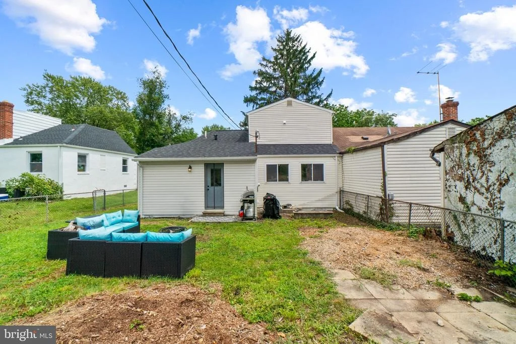 Photo of 610 MEADOW ROAD
