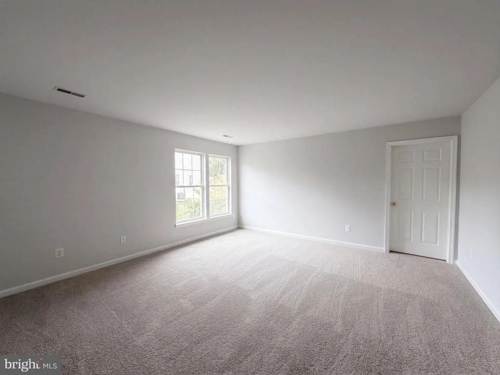 Photo of 14066 CLATTERBUCK LOOP
