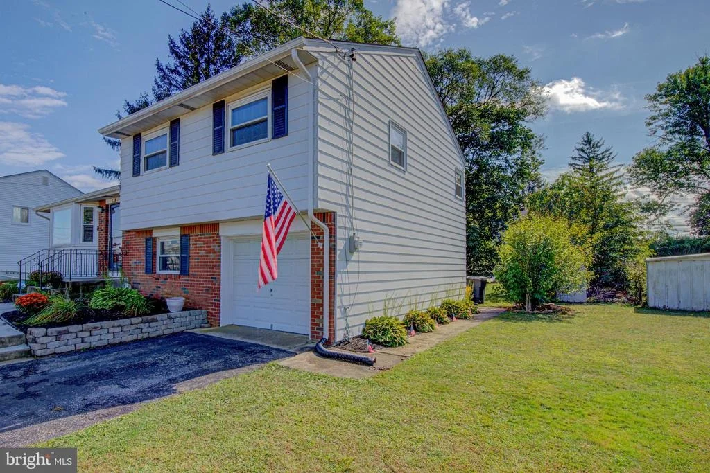 Photo of 138 GARY DRIVE