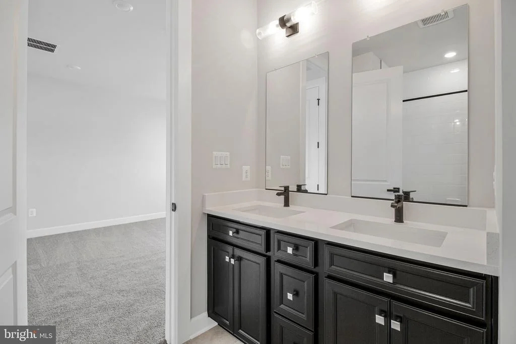 Photo of 1423 CRANESBILL LANE