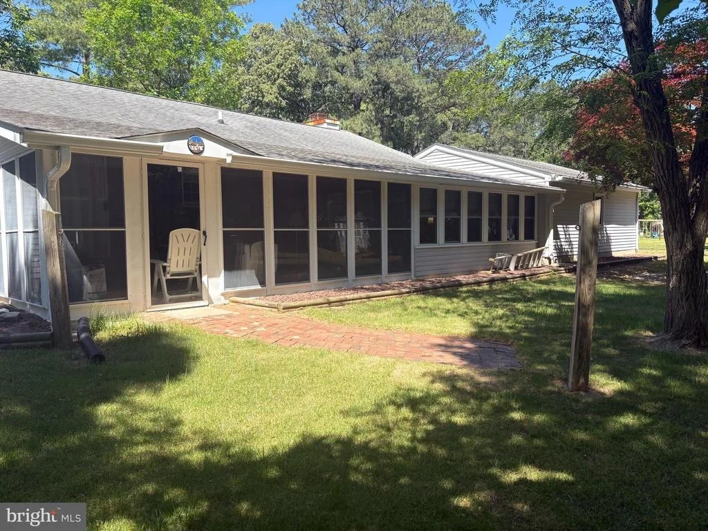 Photo of 207 THRASHER WAY