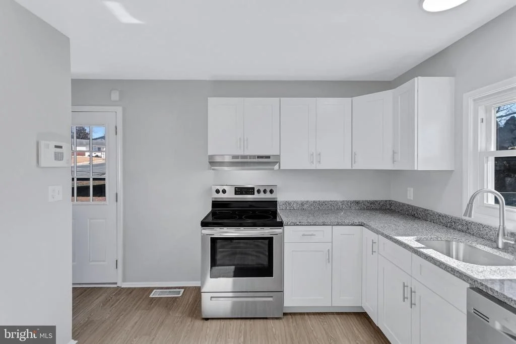 Photo of 362 OLD LINE AVENUE