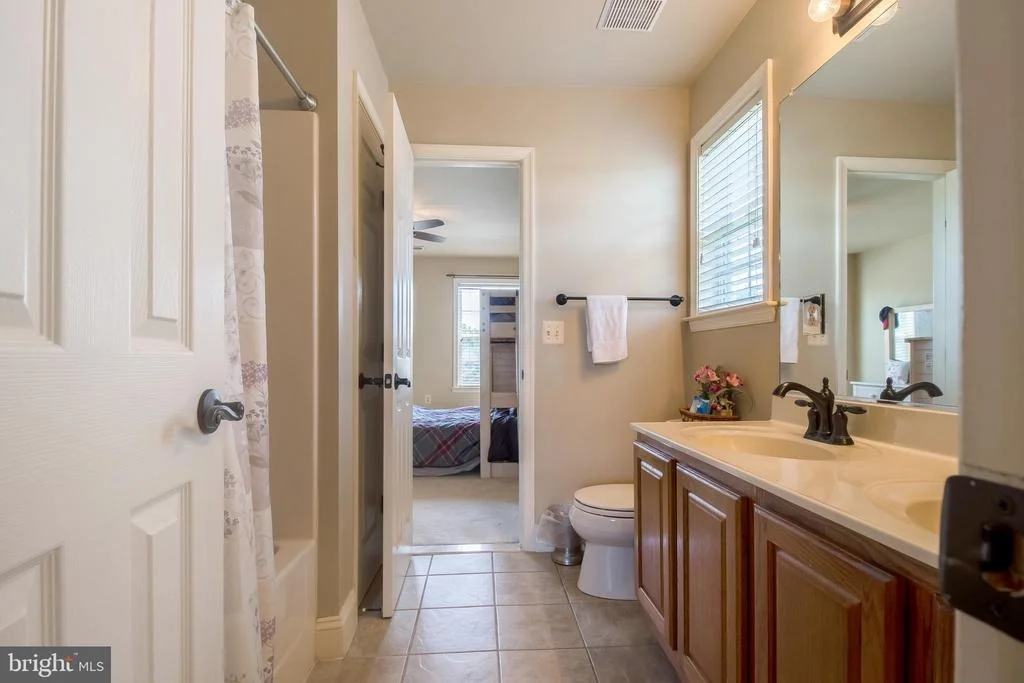 Photo of 2001 BARLEY DRIVE
