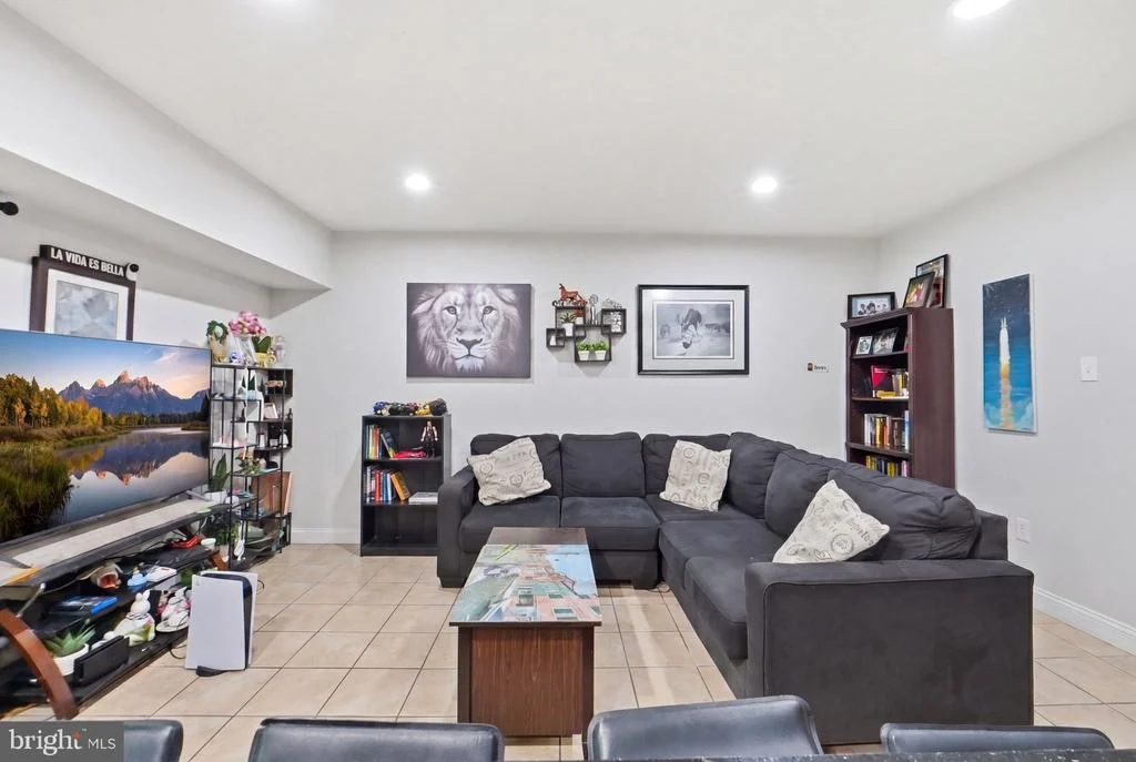 Photo of Unit 9022C at 11650 STONEVIEW SQUARE