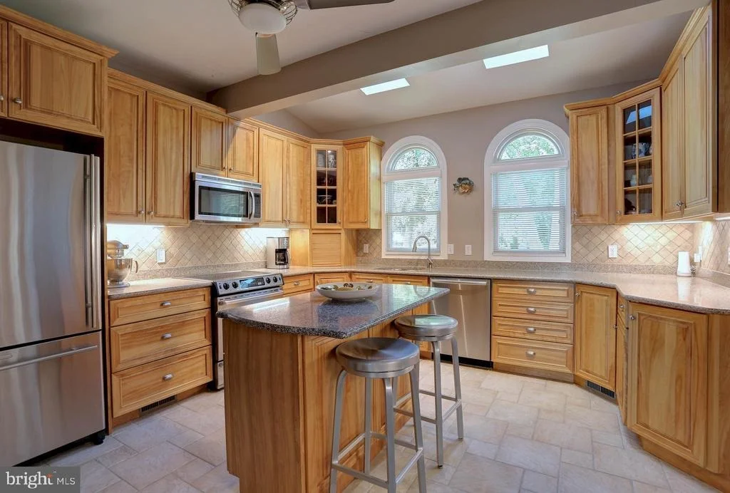 Photo of 8171 BAYSIDE DRIVE
