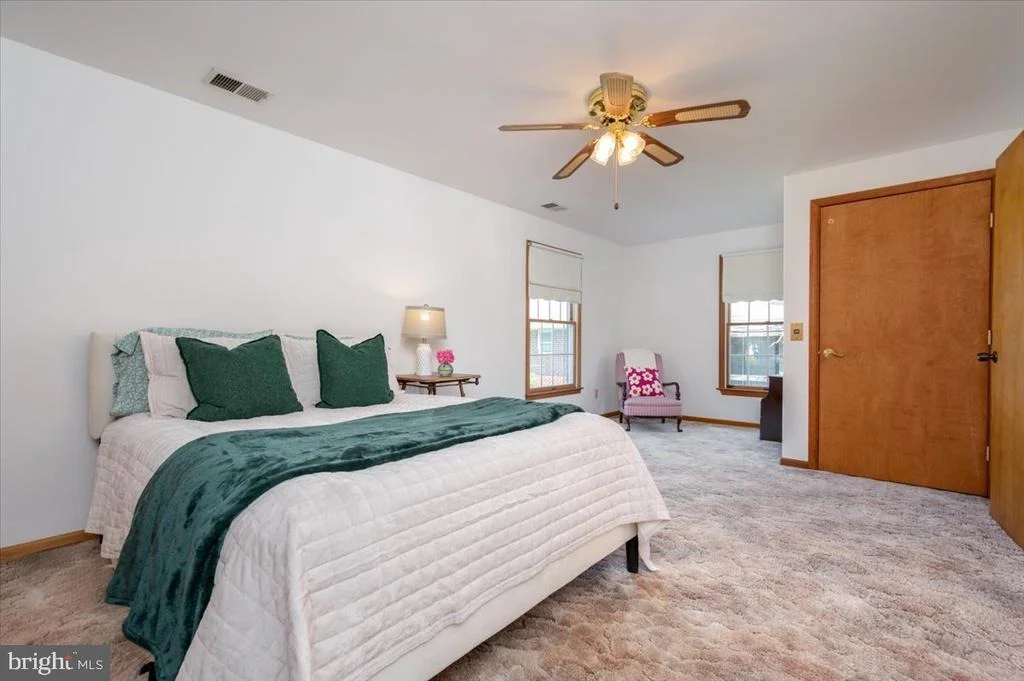 Photo of 8236 BAYSIDE ROAD
