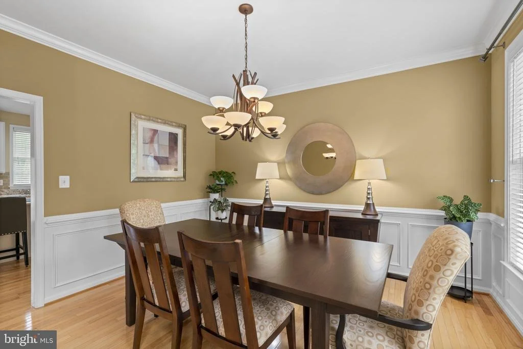 Photo of 439 UNIVERSITY DRIVE