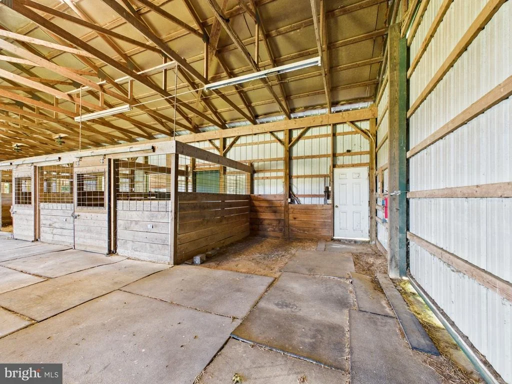 Photo of 6505 GRIFFITH LAKE DRIVE