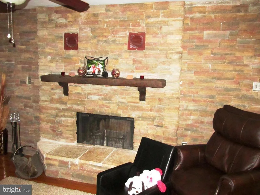 Photo of 714 NARROWLEAF DRIVE