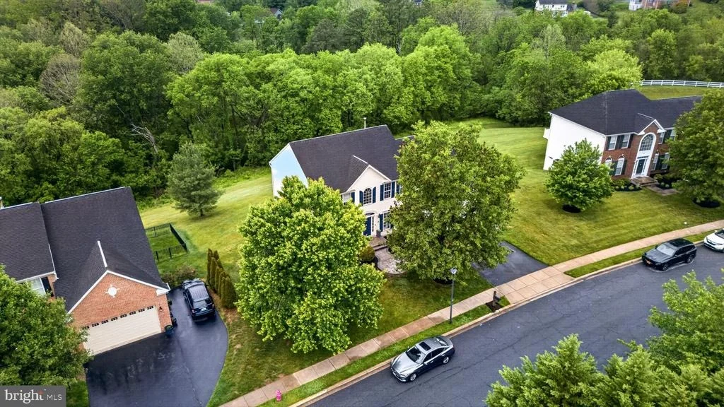 Photo of 8 N POINTE TERRACE