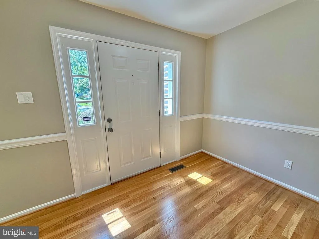 Photo of 9714 CHURCH WAY