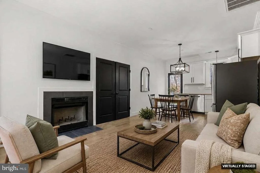 Photo of 7125 EDGEMONT ROAD