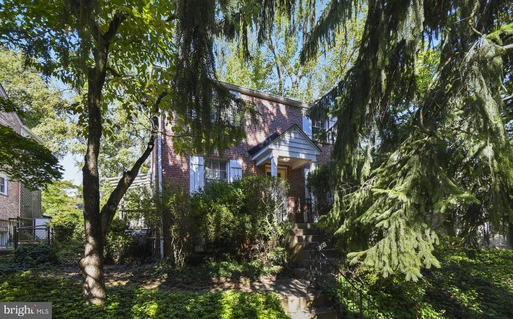 Photo of 231 WHITMOOR TERRACE